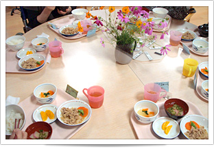 お食事